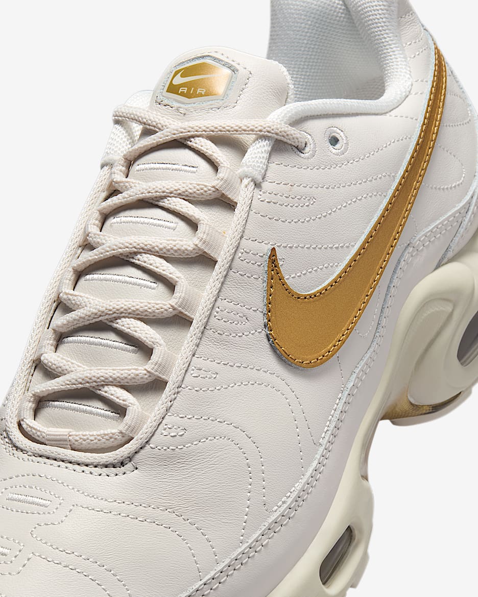 Nike air max plus gold on sale